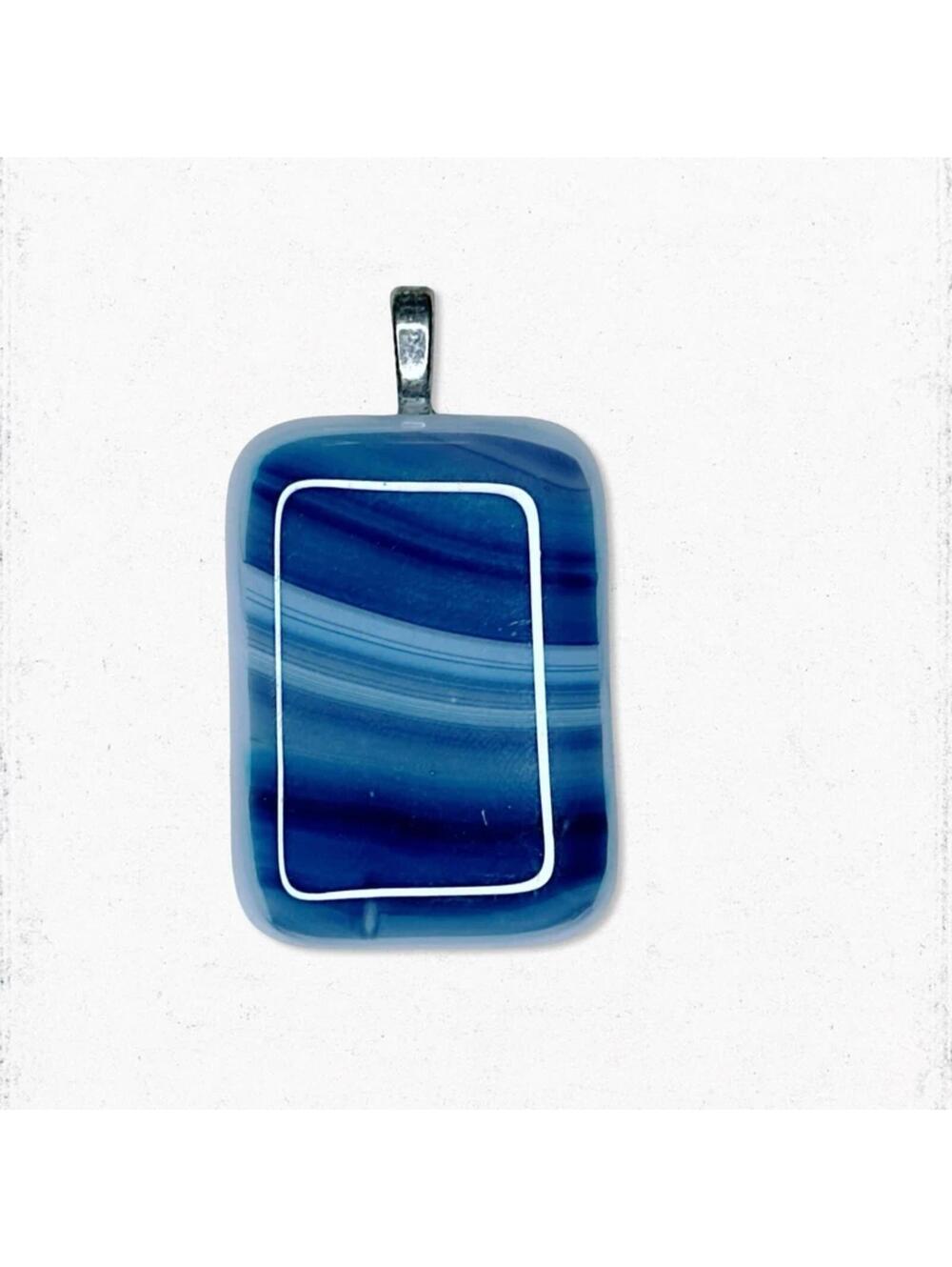 6209gc. Blue Art Glass Periwinkle